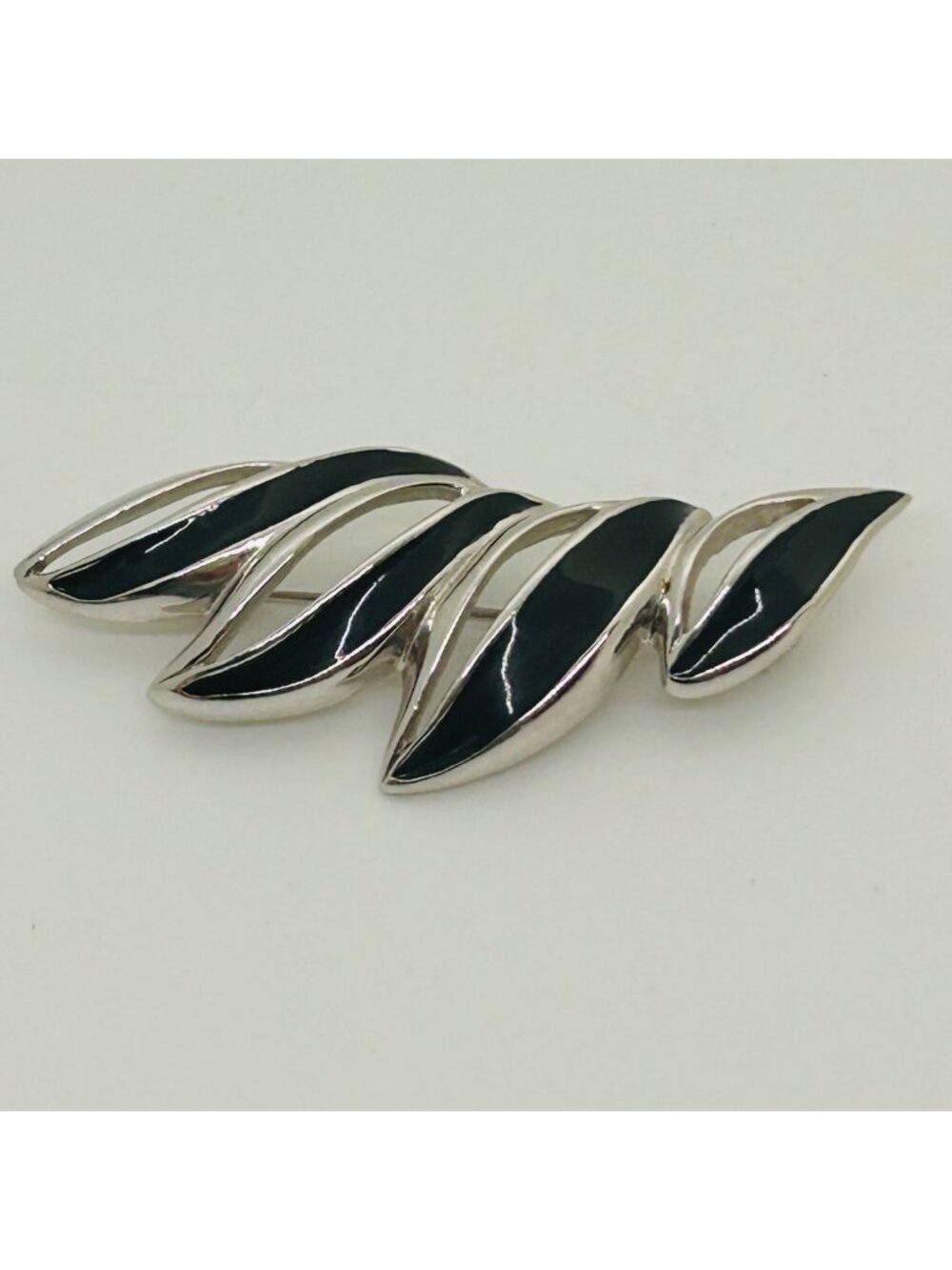 Monet Silver Tone Black Enamel Abstract Leaf Swirl Brooch Pin Signed Vintage